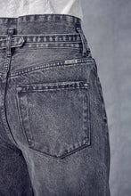 Load image into Gallery viewer, High Rise Belted Wide Legs Dark Jeans
