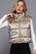 Load image into Gallery viewer, High Neck Zip Up Vest
