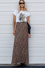 Load image into Gallery viewer, Leopard Animal Print Pleated Midi Skirt
