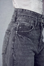 Load image into Gallery viewer, High Rise Belted Wide Legs Dark Jeans
