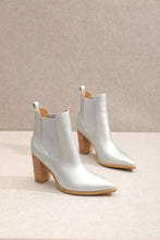 Load image into Gallery viewer, Silver Thick Heel Women&#39;s Booties
