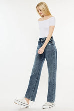 Load image into Gallery viewer, High Rise Belted Wide Legs Dark Jeans
