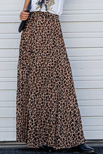 Load image into Gallery viewer, Leopard Animal Print Pleated Midi Skirt
